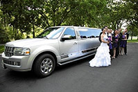 customerGallery_suv_limousine_wedding